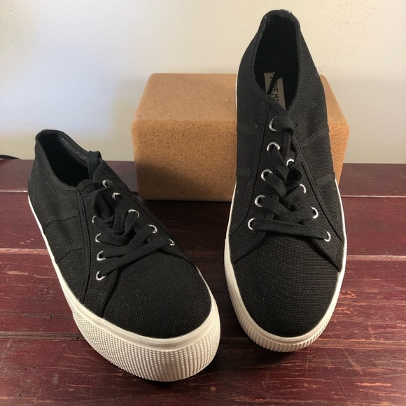 Steve Madden Emmi Canvas Lace Up Platform Sneakers 1.5" Heel Black Size 10 - Picture 3 of 11